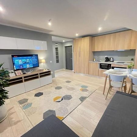Premium Appartment In Onesti Exterior photo